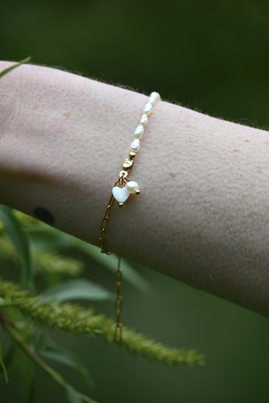 Simple_Pearl_Armband_gold_02.jpg